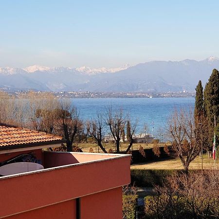 Sun Lake Apartments Desenzano del Garda Exterior foto