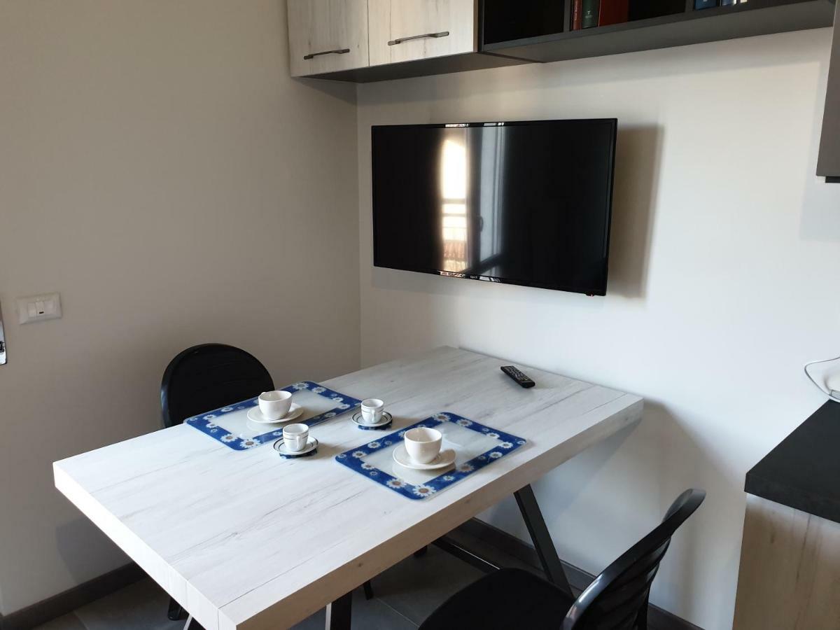 Sun Lake Apartments Desenzano del Garda Exterior foto