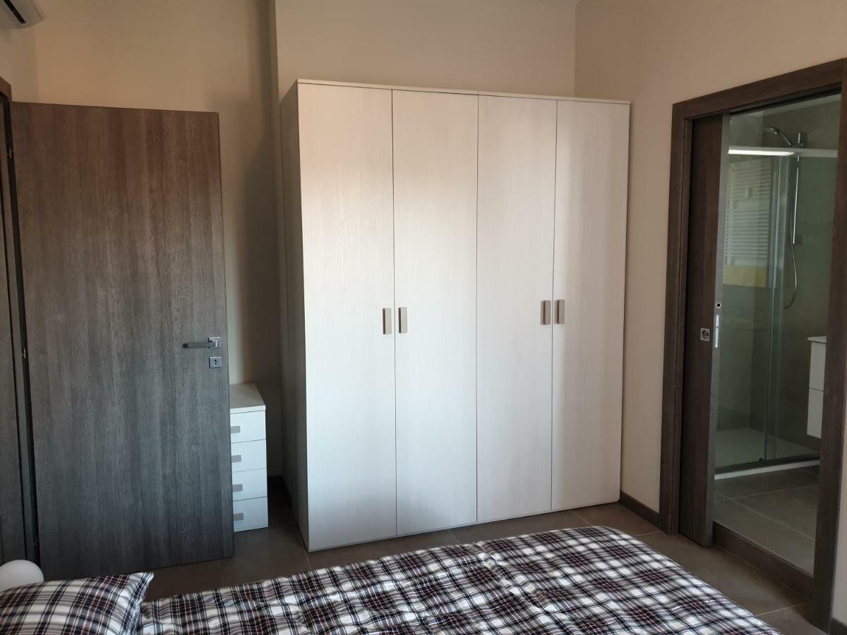 Sun Lake Apartments Desenzano del Garda Exterior foto