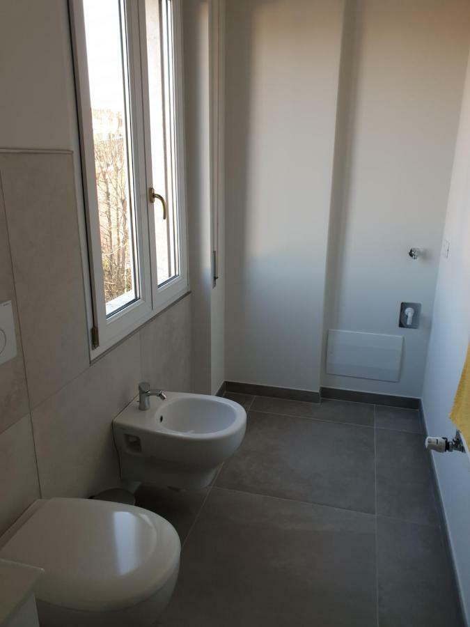 Sun Lake Apartments Desenzano del Garda Exterior foto